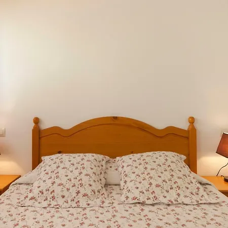Lets Holidays Telm Tossa de Mar